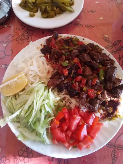 Lezzet Köfte Salonu