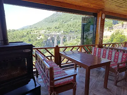 Varda Çardak Cafe Restaurant