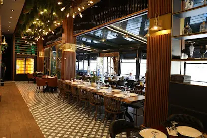 Közbahçe Steak House
