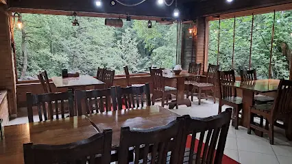 Tombiş Bey Canlı Alabalık
