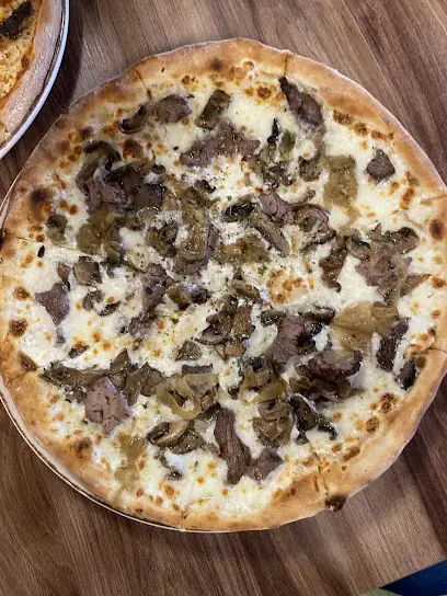 Paperdella pizza Derik