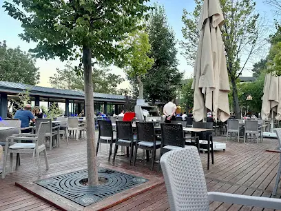 Kafe Meram Huzur