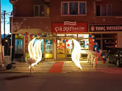 Adıyamanlı çiğ Köftecim (MMK KAFE)