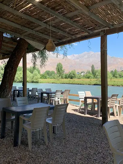 Sahil Aile Çay Bahçesi